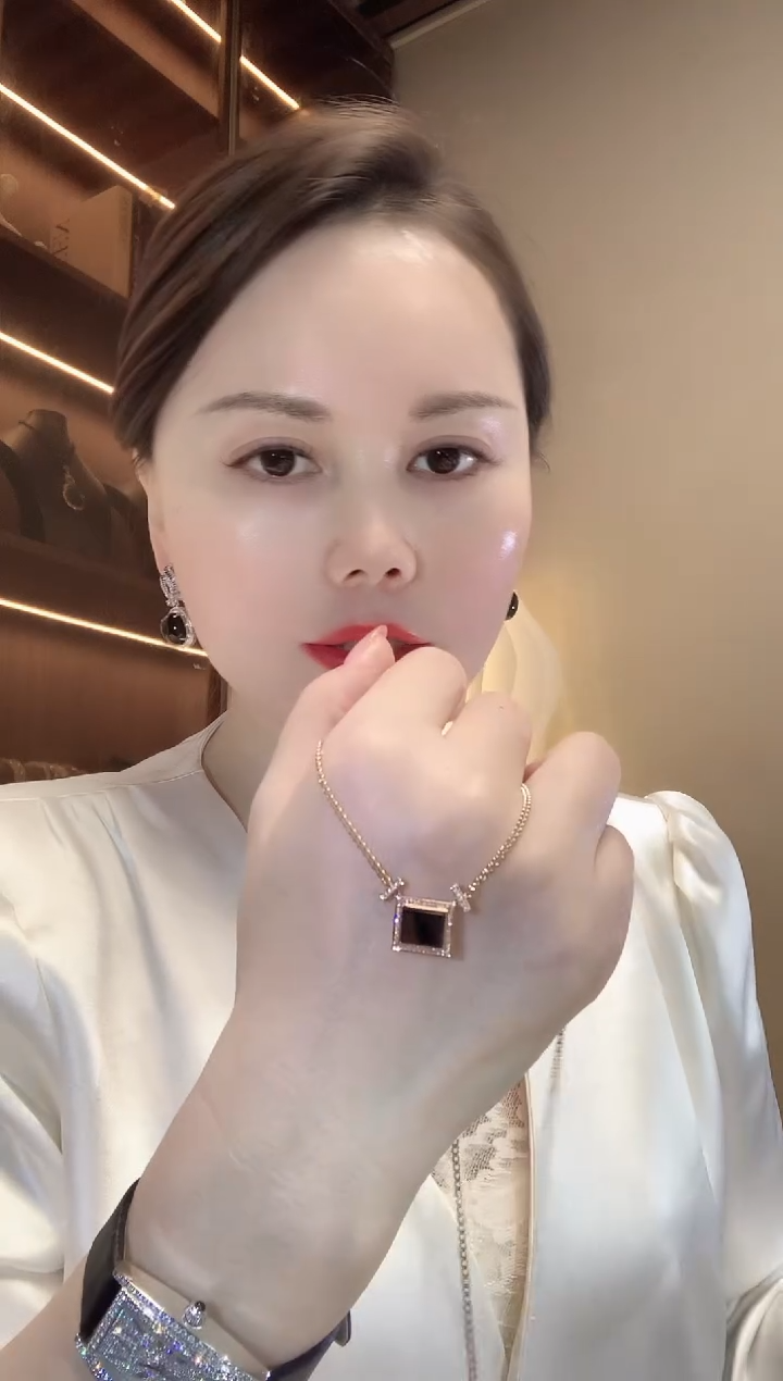 【闪购商品】翡翠套链18K金镶嵌A43 翡翠