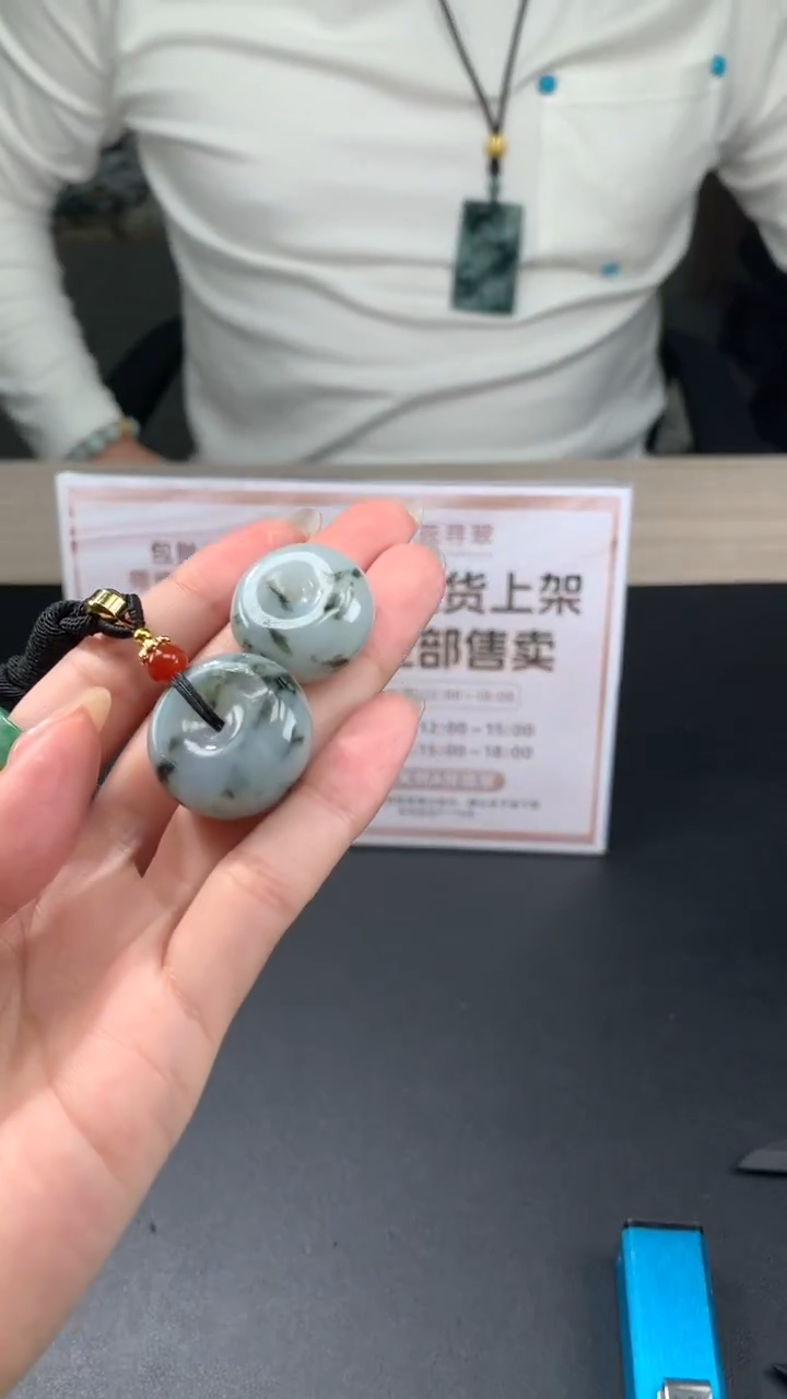 【闪购商品】翡翠吊坠(不含链)未镶嵌挂件其他随机发A1 |+0一对