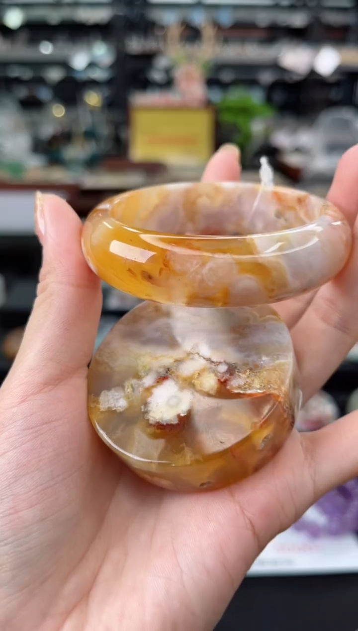 【闪购商品】石英质玉手镯未镶嵌55圈口（赠送镯心）6609149