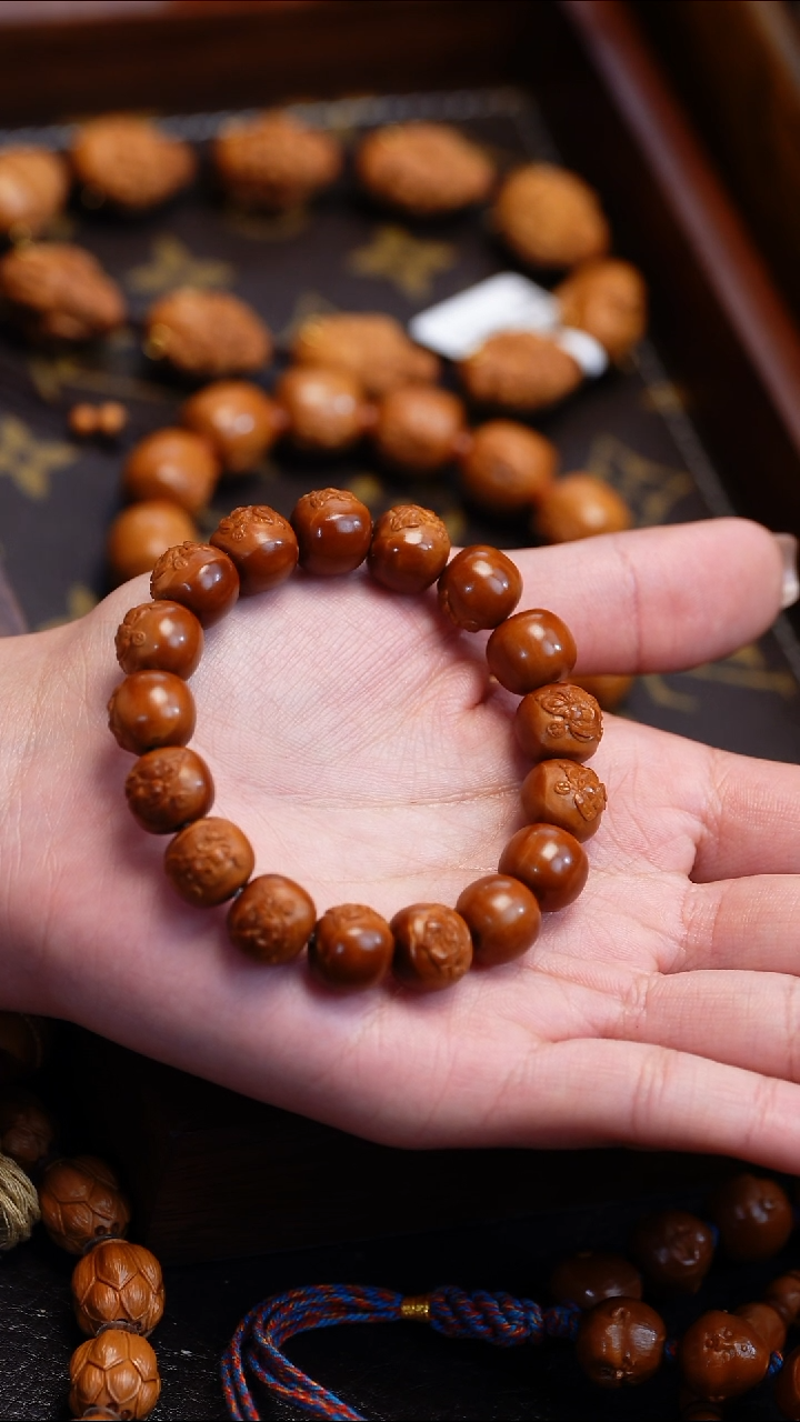 【闪购商品】橄榄核吊坠苏工橄榄核