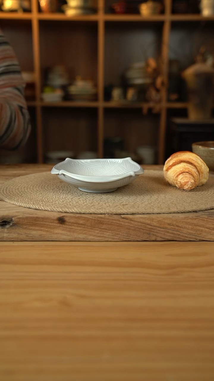 379微瑕福利孤品NO退NO换系列的刻刀四角盘1个