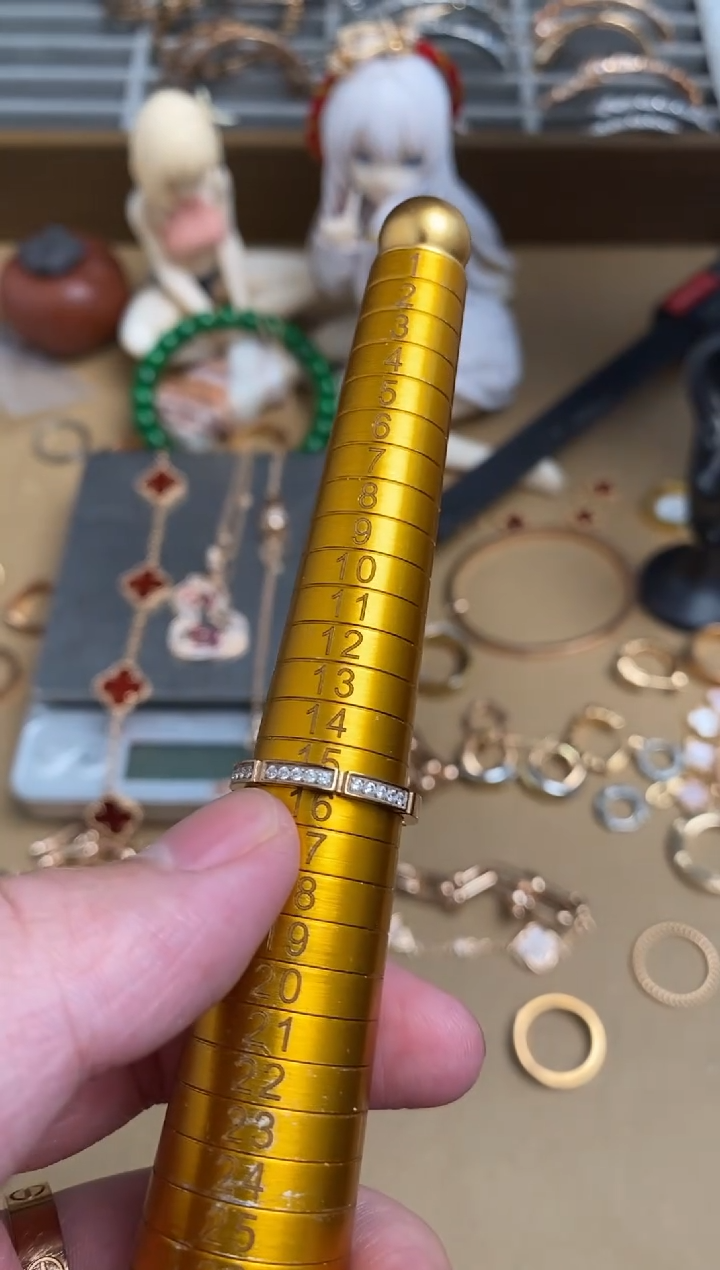 合金无陈***?简洁时尚饰品