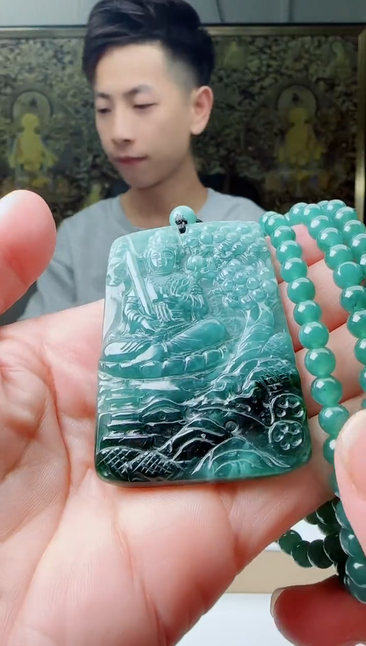 【闪购商品】翡翠颈饰未镶嵌11111111