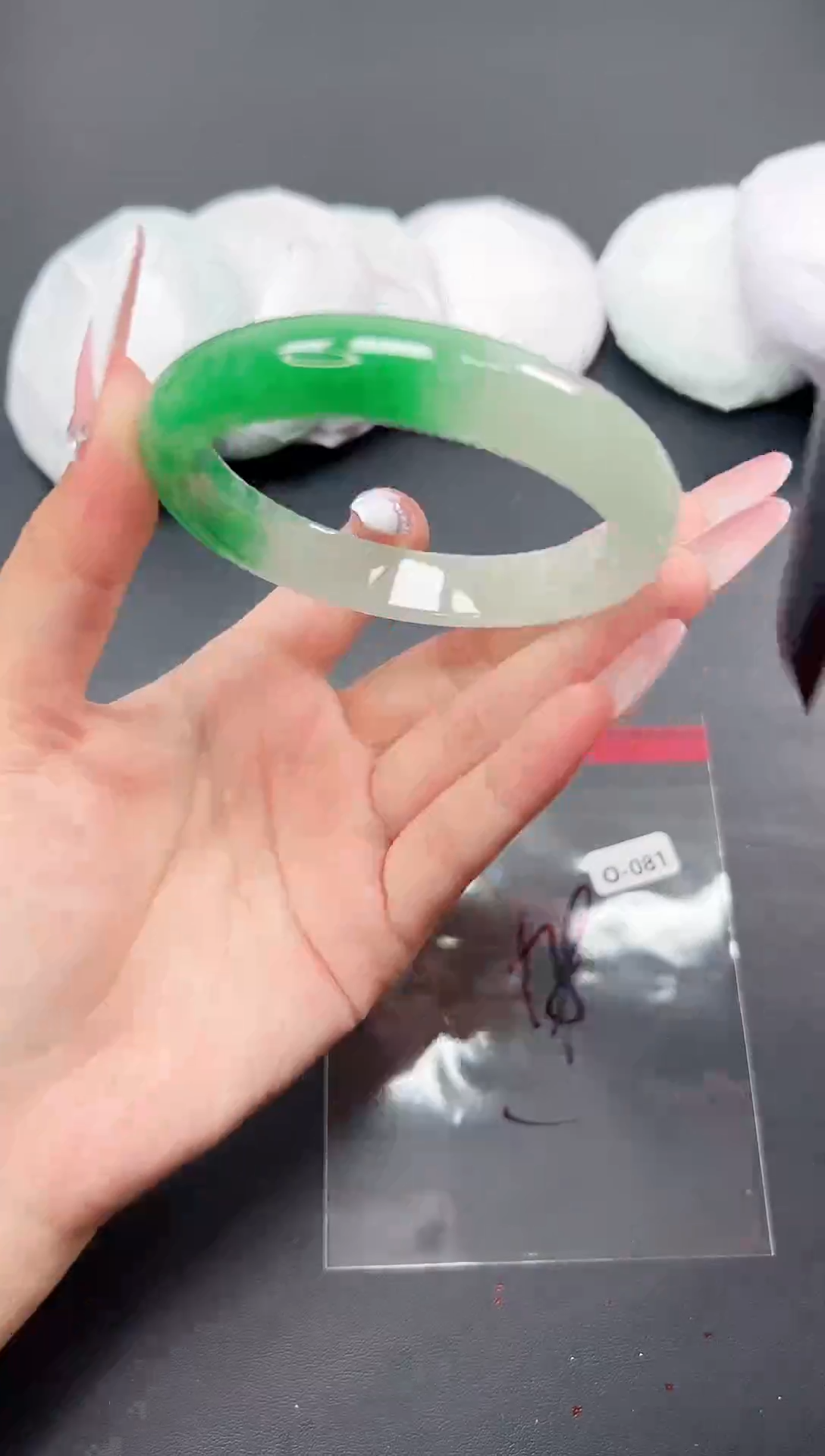 精品手镯，一物一拍O-081