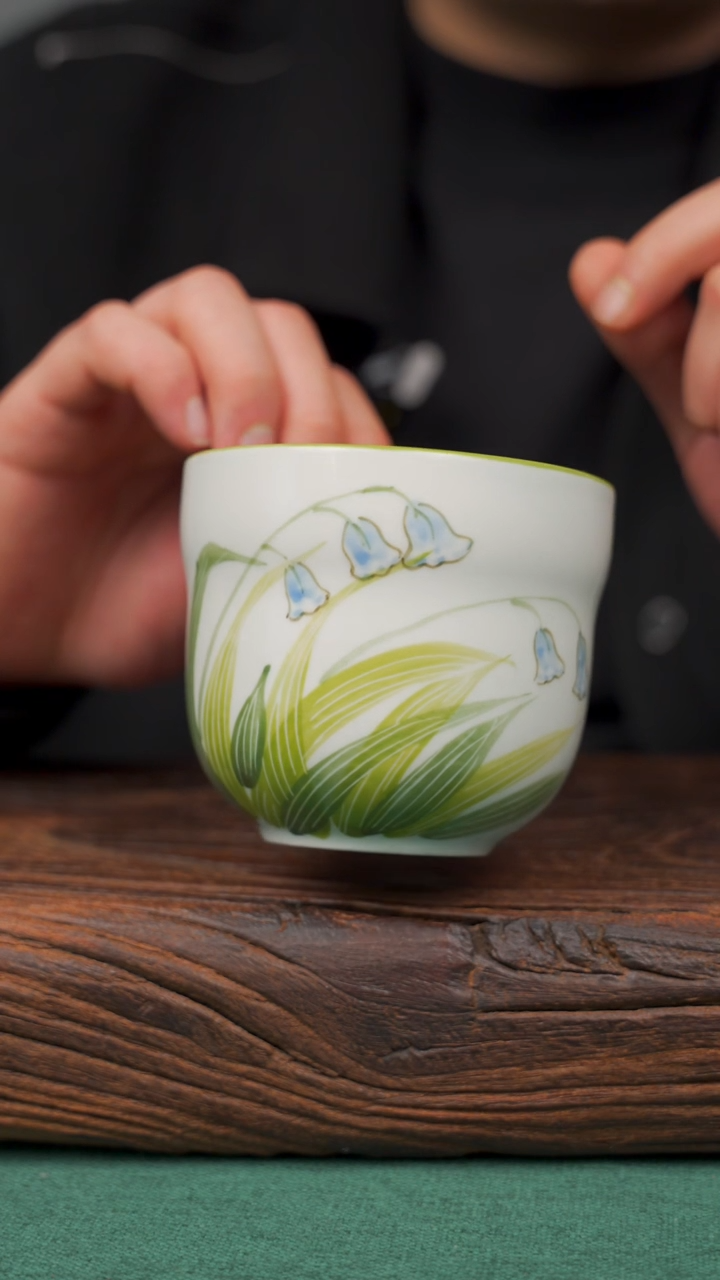 【闪购商品】瓷片98寻一缕瓷香杯釉下手工手绘瓷器