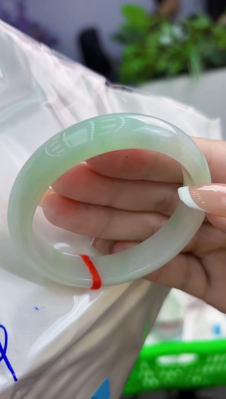 【闪购商品】翡翠手镯未镶嵌翡翠手镯