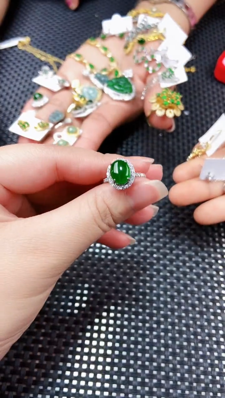 【闪购商品】翡翠戒指未镶嵌111111111