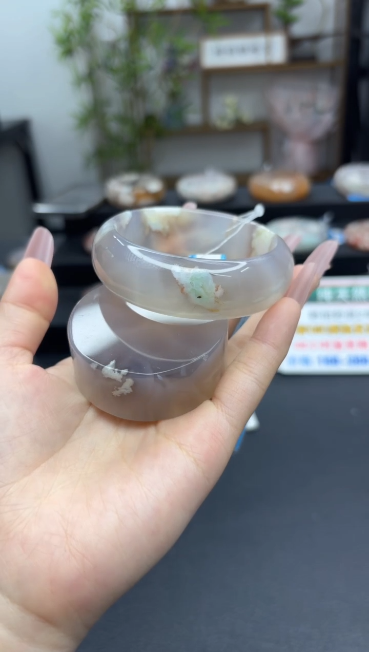 【闪购商品】石英质玉手镯未镶嵌A157(55圈赠送镯心)