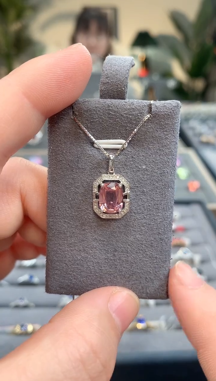 【闪购商品】碧玺吊坠(不含链)18K金镶嵌碧玺