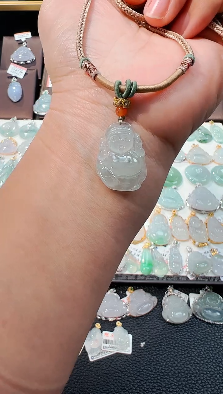 【闪购商品】翡翠吊坠(不含链)未镶嵌财神爷吊坠