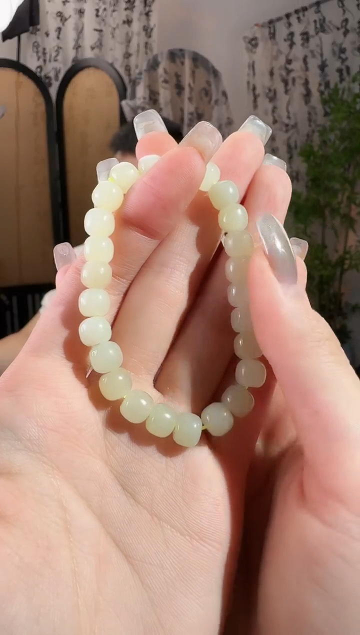 未镶嵌手串和田玉老型珠手串 4