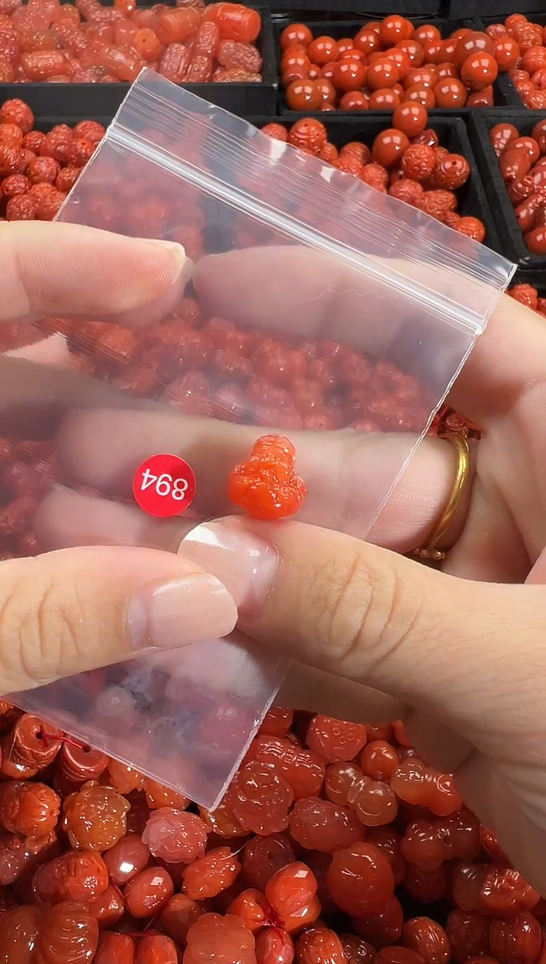 颈饰未镶嵌南红玛瑙1