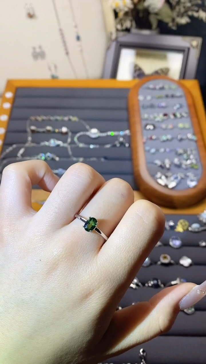 【闪购商品】水晶手链银S925镶嵌A49