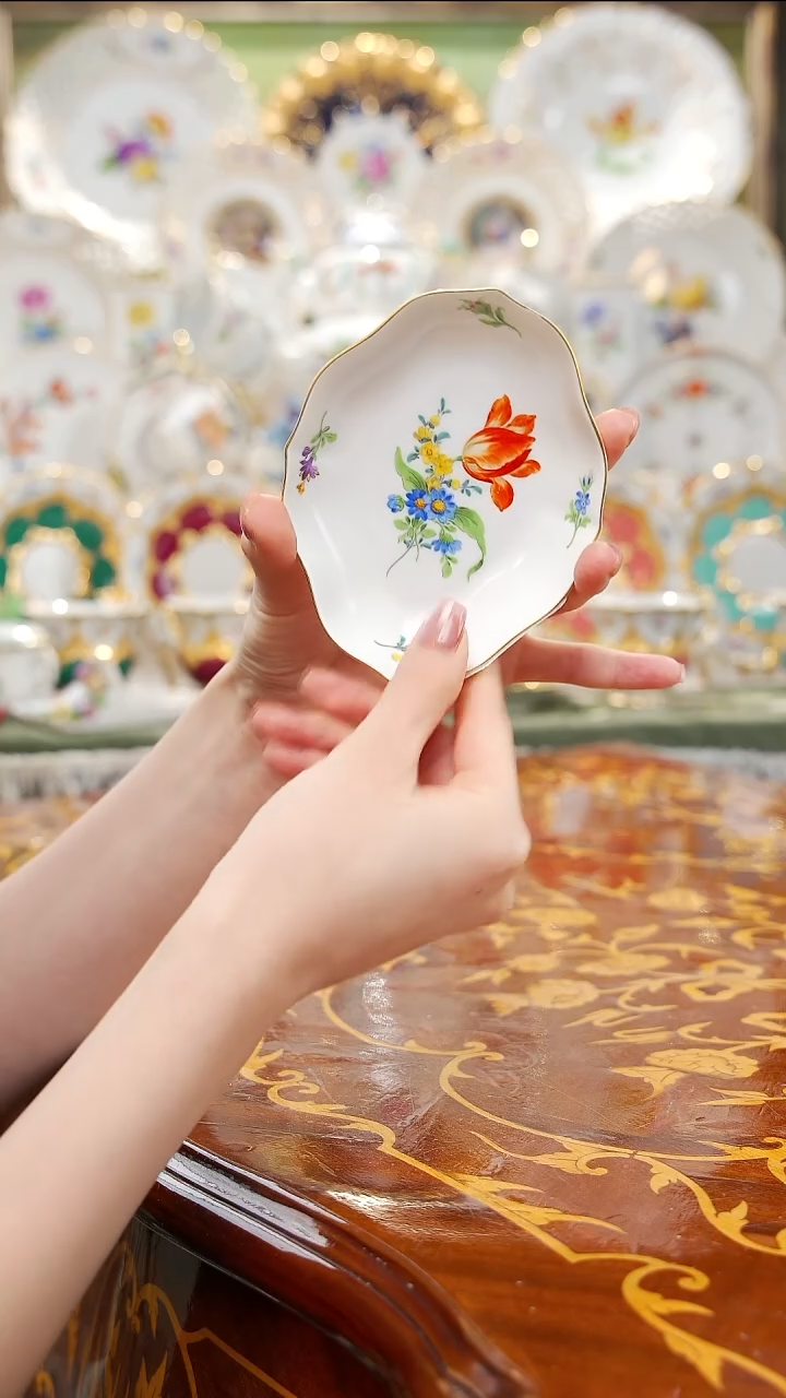 瓷米多家中古瓷器如图所示5