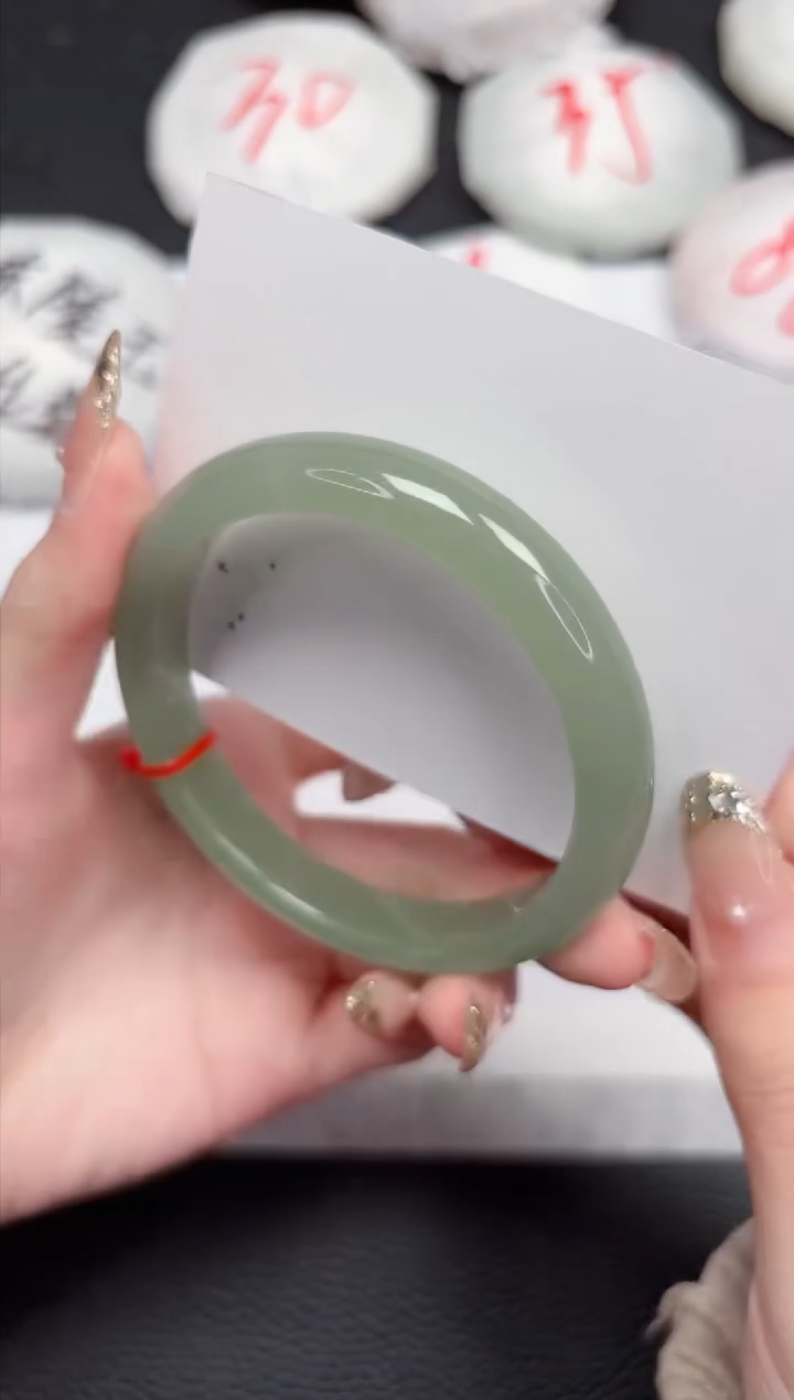 【闪购商品】石英质玉手镯未镶嵌525-60