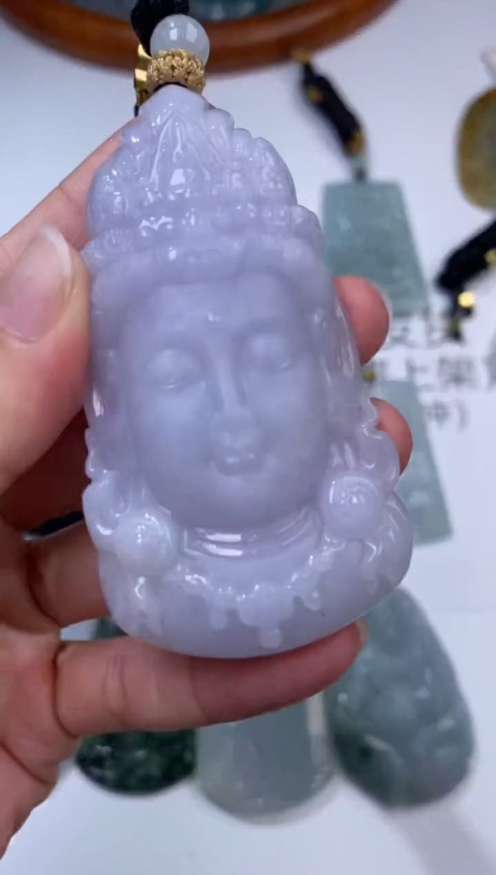 未镶嵌挂件翡翠304225      多人
