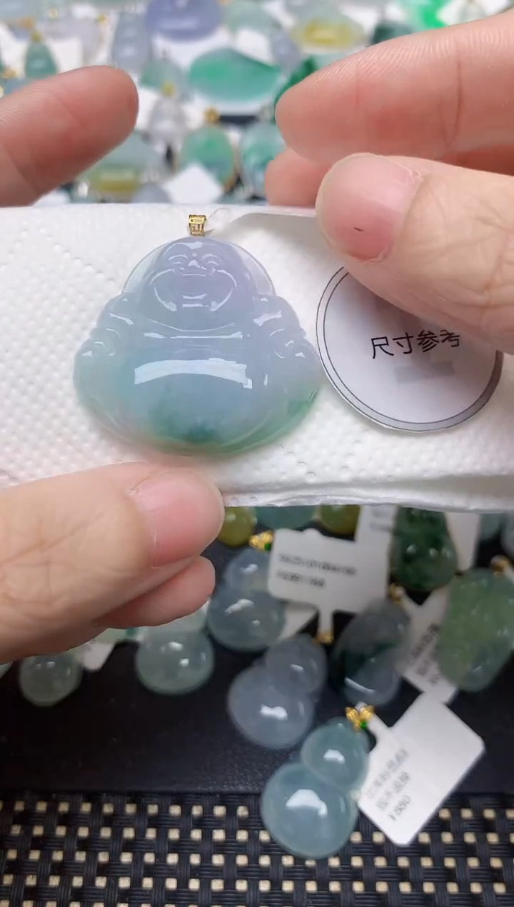 颈饰18K金镶嵌翡翠天然缅甸A货翡翠