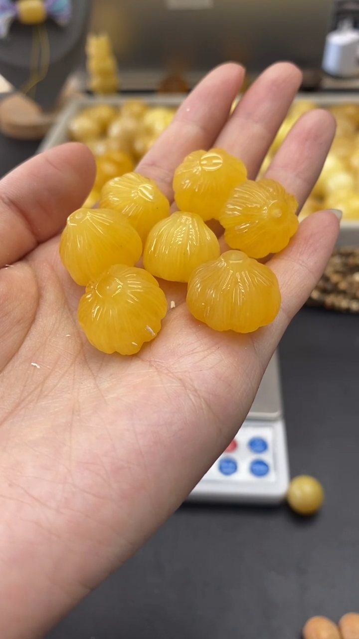 琥珀未镶嵌珠宝奇石1439多样性发其一默认有瑕