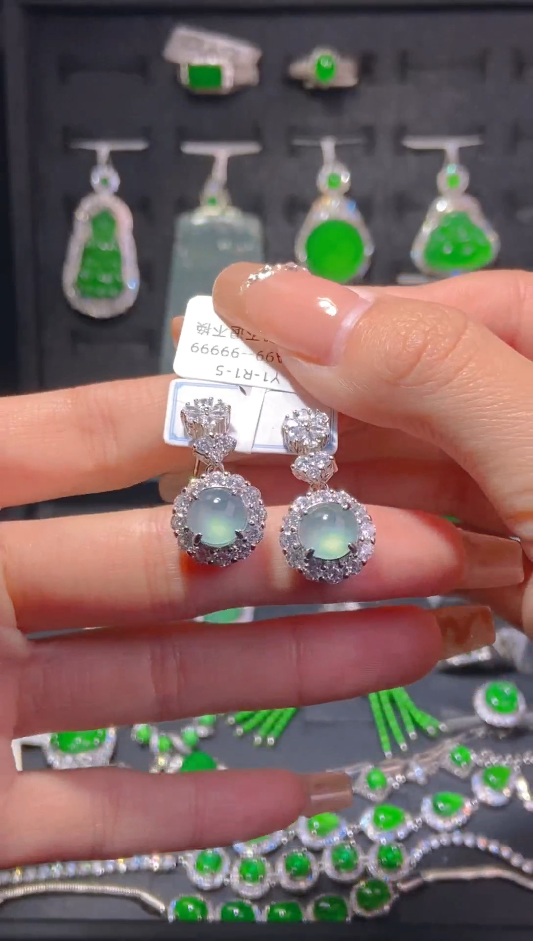 【闪购商品】翡翠耳饰银S925镶嵌天然翡翠A货89