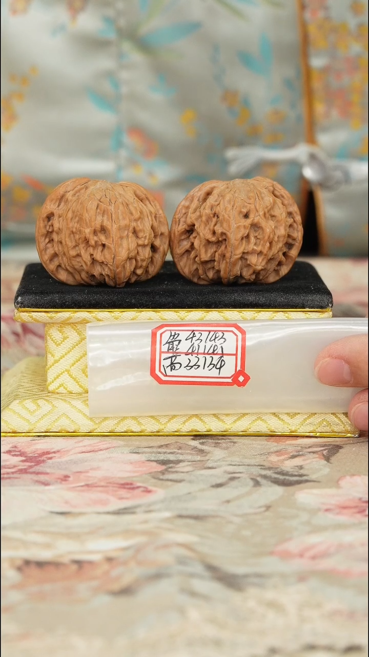 【闪购商品】文玩核桃把件磨盘