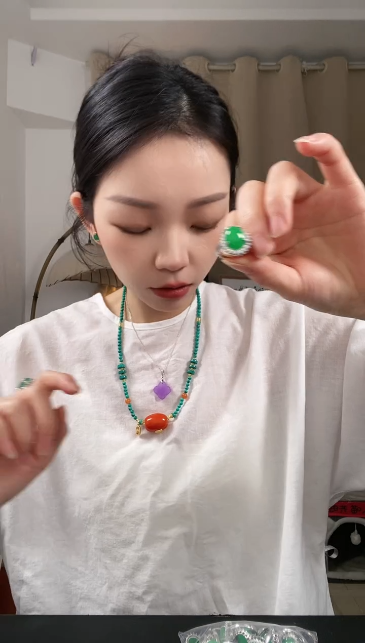 【闪购商品】琥珀颈饰未镶嵌E268EEEEE