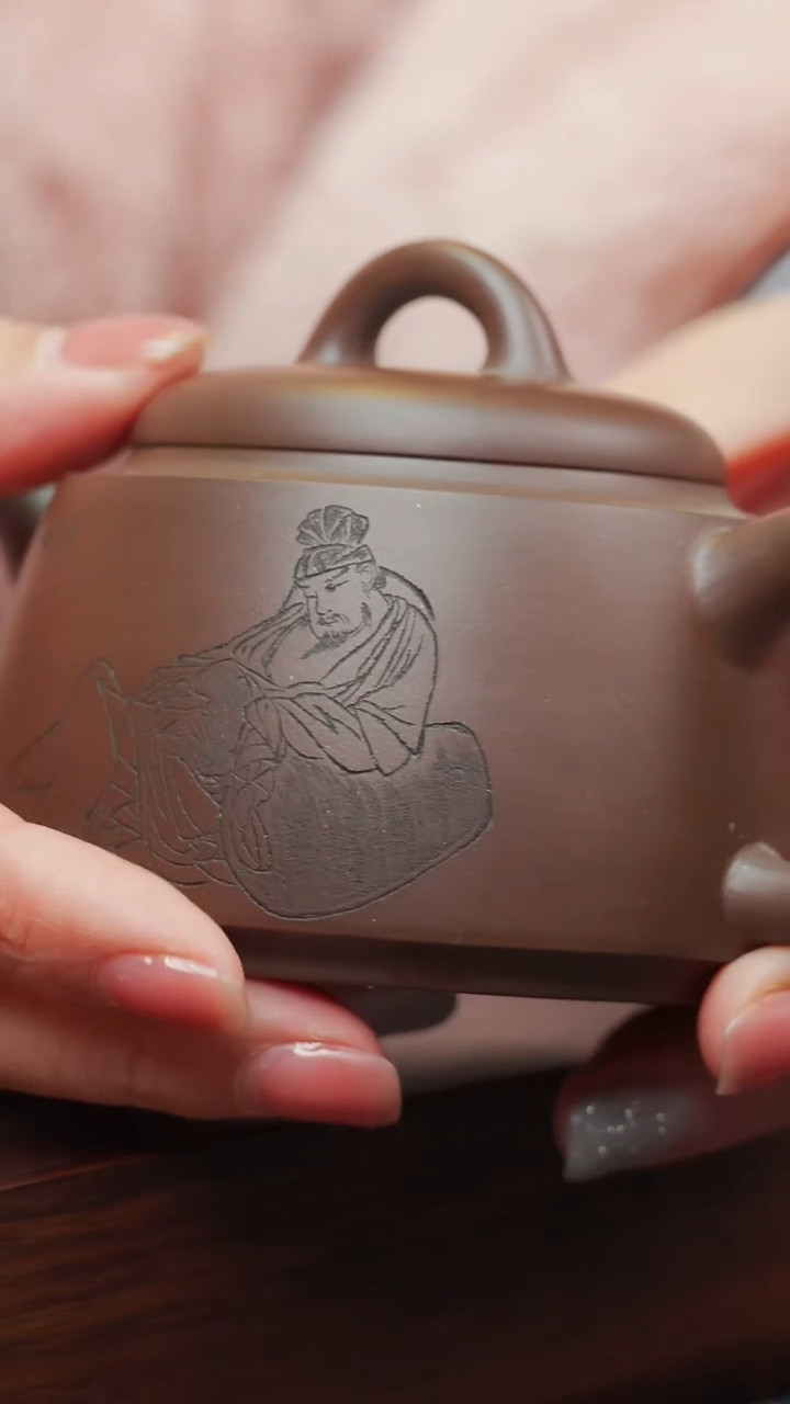 茶壶紫砂宜兴紫砂壶刻绘曼生井栏