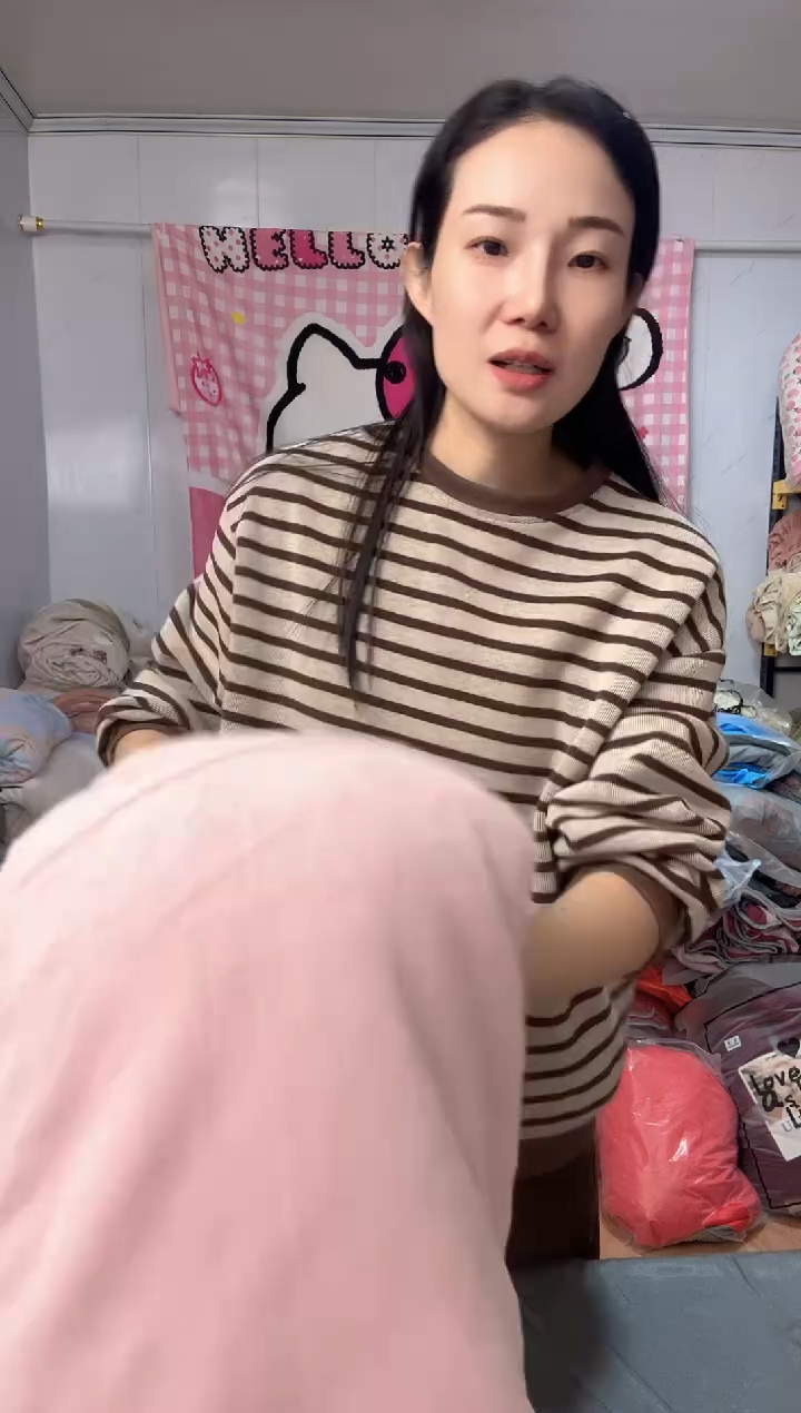 牛奶绒肖*皑560默认微瑕床单