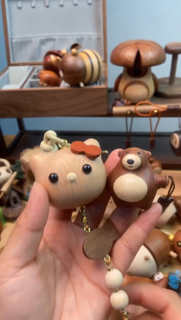 木（无瑕）KT猫+小憨熊挂件