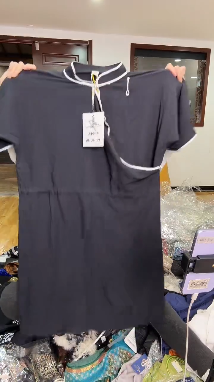 S码       140斤    连衣裙