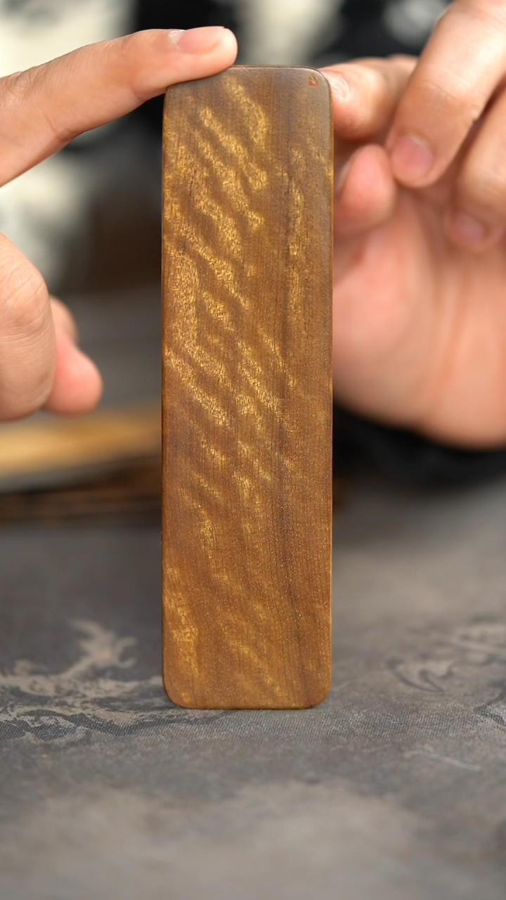 【闪购商品】金丝楠木雕680号阴沉木满花纹精品书签