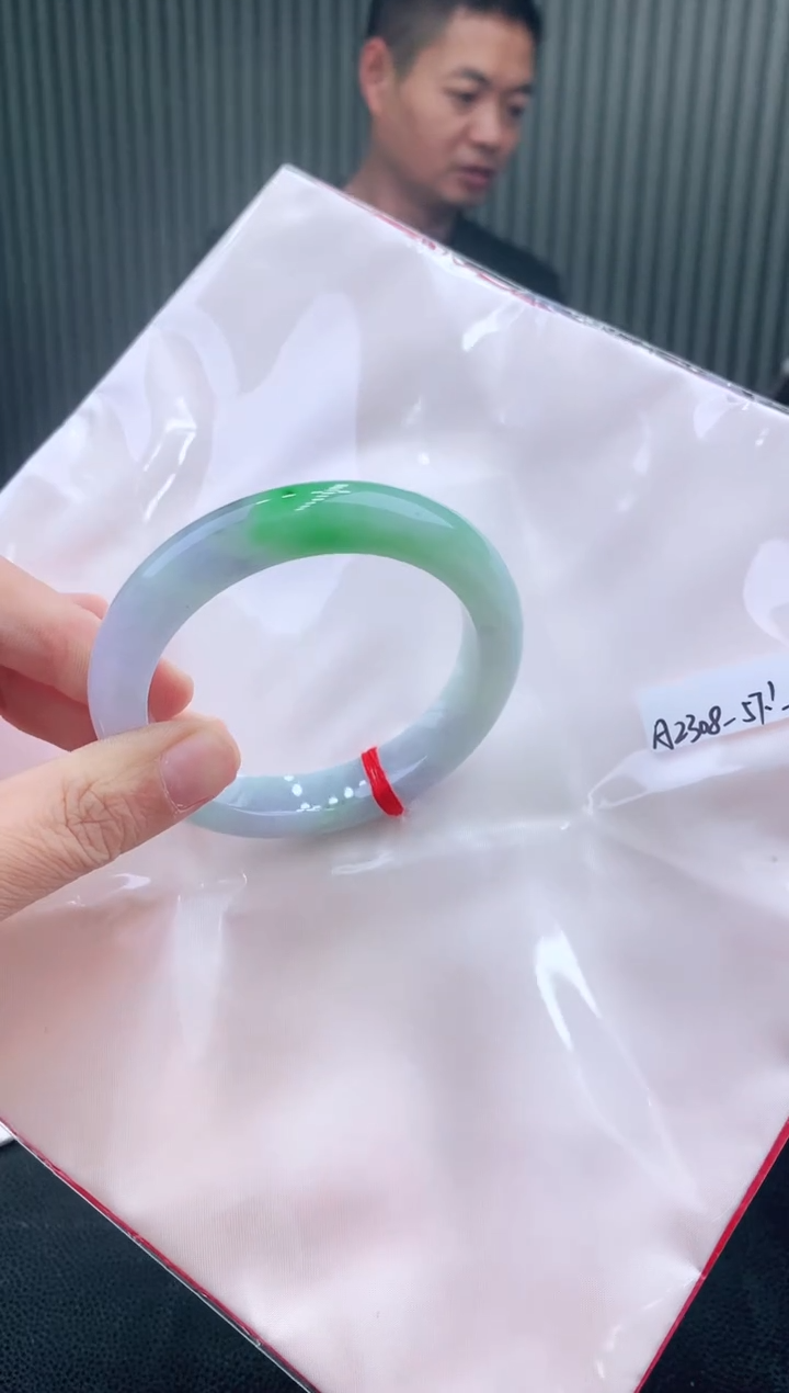 未镶嵌手镯翡翠111