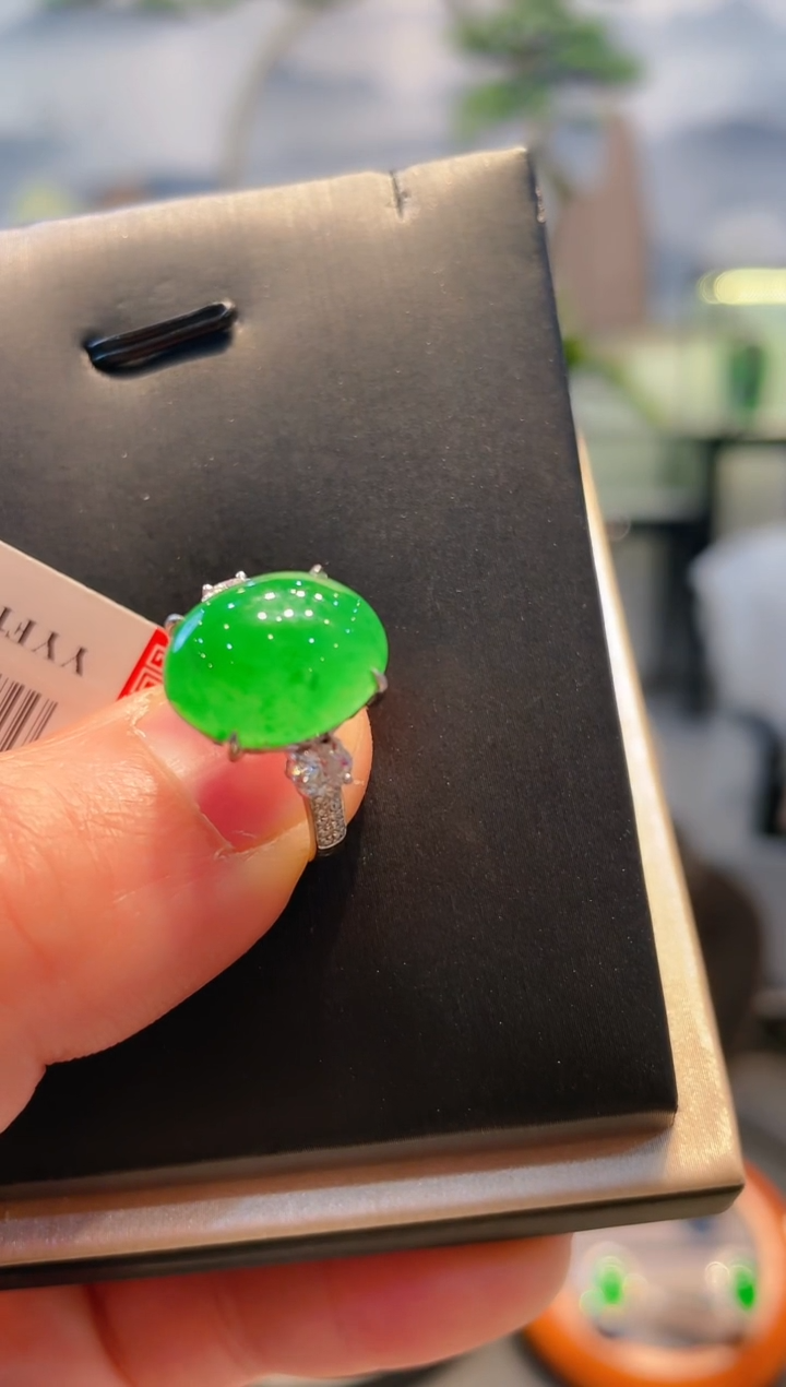 【闪购商品】翡翠颈饰18K金镶嵌天然A货翡翠A98