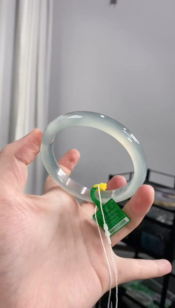 玛瑙/玉髓手镯未镶嵌60圈