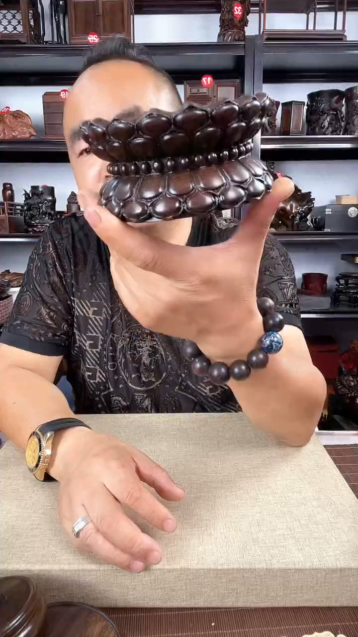 木小号双层莲花底座老李红木工艺品