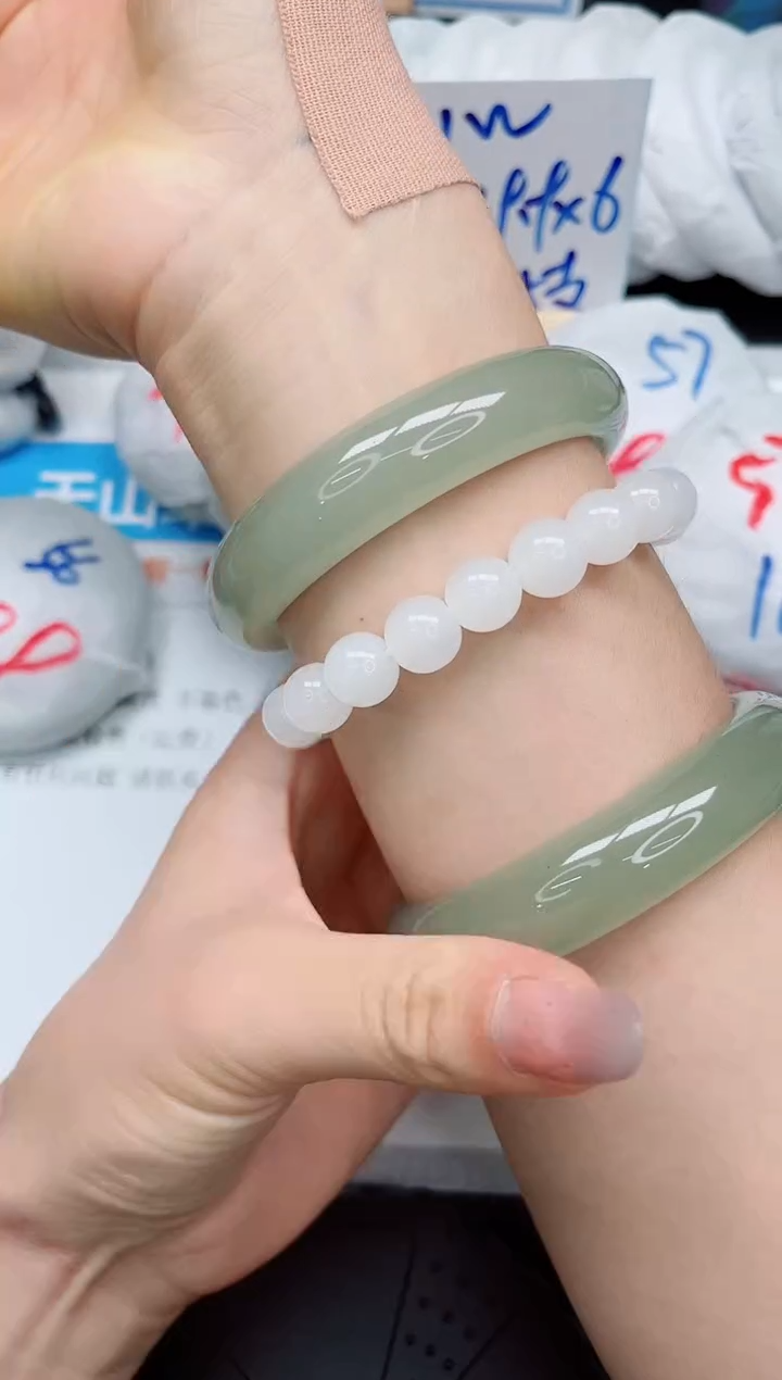 石英质玉手镯未镶嵌39-59