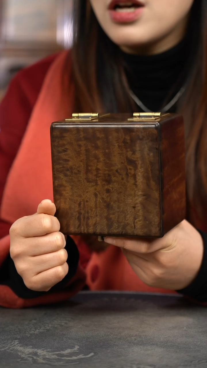 【闪购商品】金丝楠木艺金玉满堂精工收纳盒