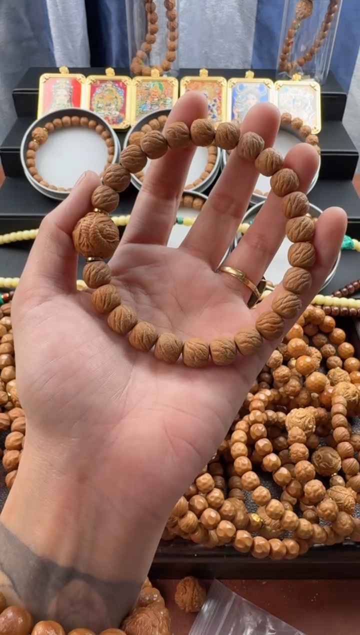 手串猴头核桃苍龙送单颗雕刻瑕疵