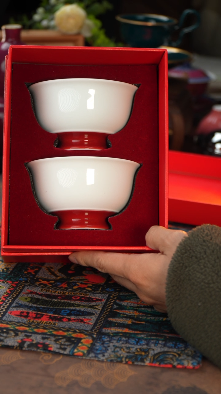 豐瑶陶瓷宣德红碗一对装