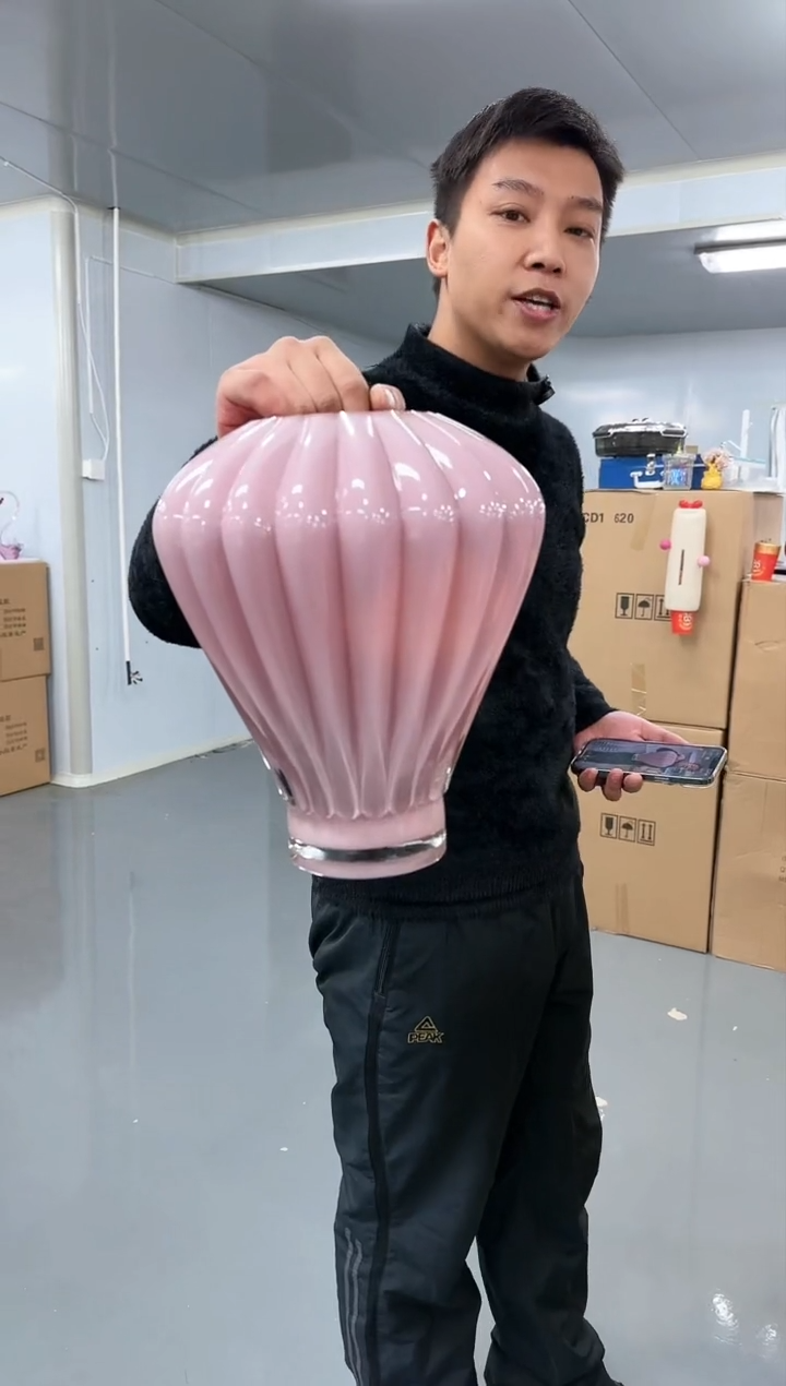 【闪购商品】玻璃小飞00