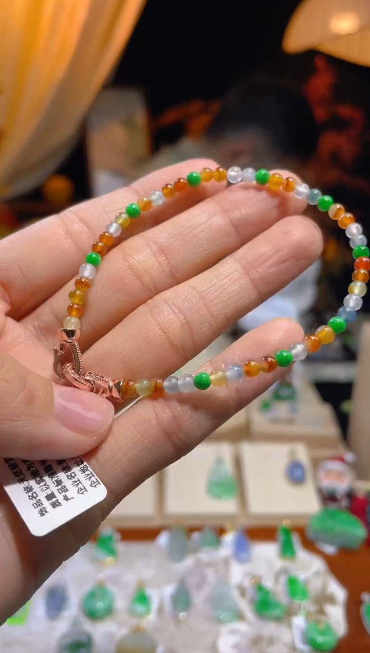【闪购商品】翡翠颈饰未镶嵌假一赔三