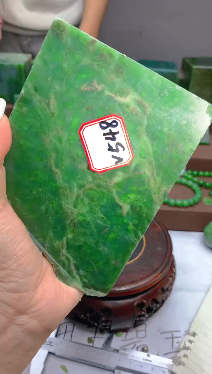 【闪购商品】和田玉（碧玉）未镶嵌珠宝半成品1