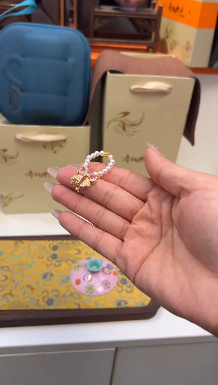 瓷片小乔闪购链接