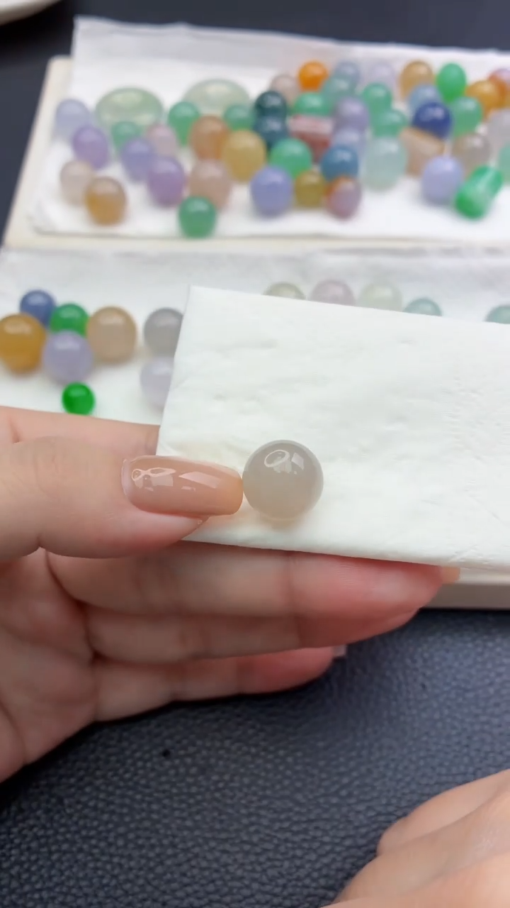 未镶嵌定制翡翠春****薇珠子