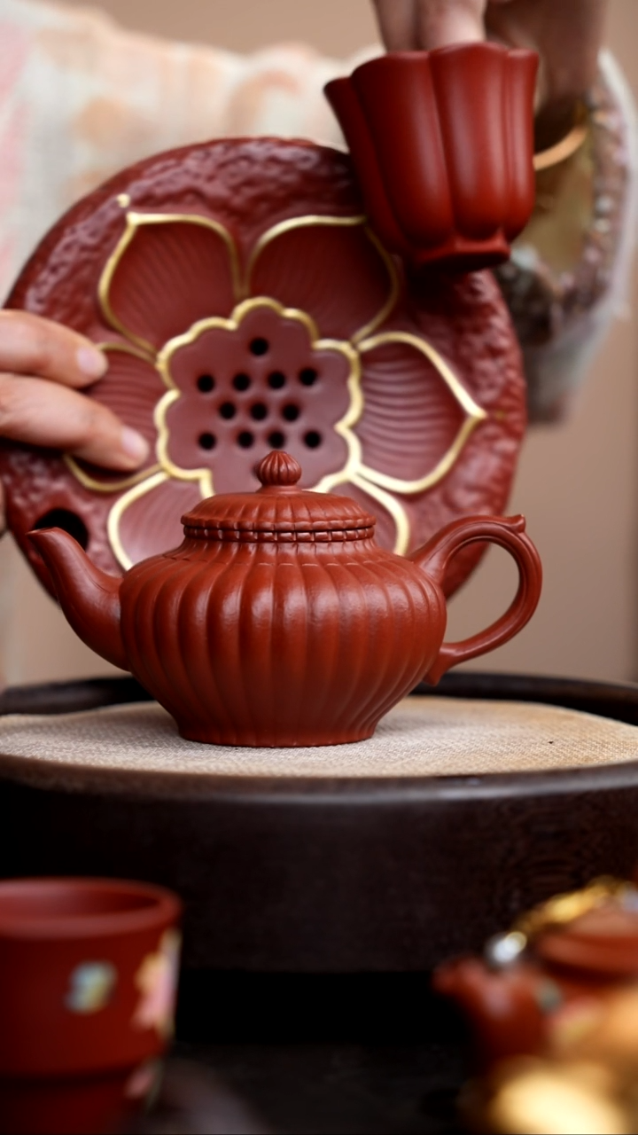 茶壶紫砂013   粗砂大红袍筋囊笑樱+壶承+杯