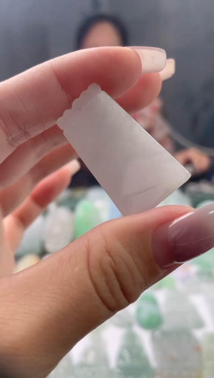 吊坠(不含链)未镶嵌翡翠 多样性发其一