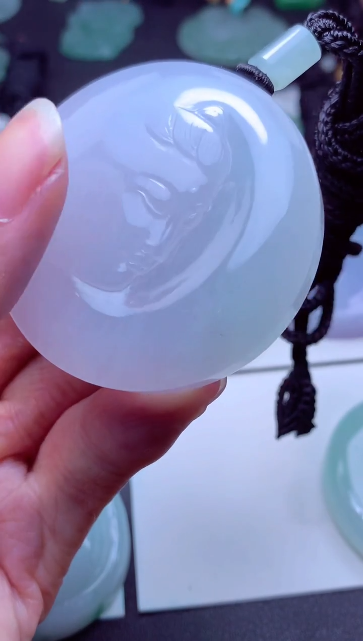 颈饰未镶嵌翡翠天然A货翡翠