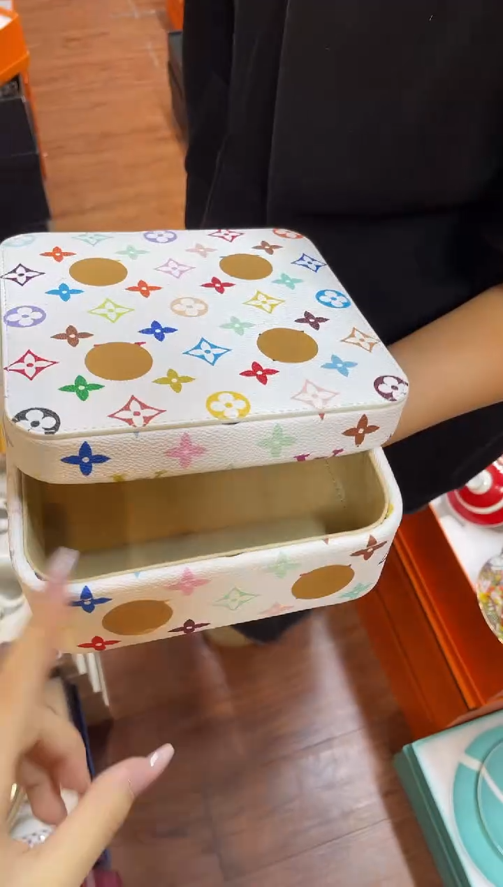 杯鸿辉家品牌瓷器，京东包邮！