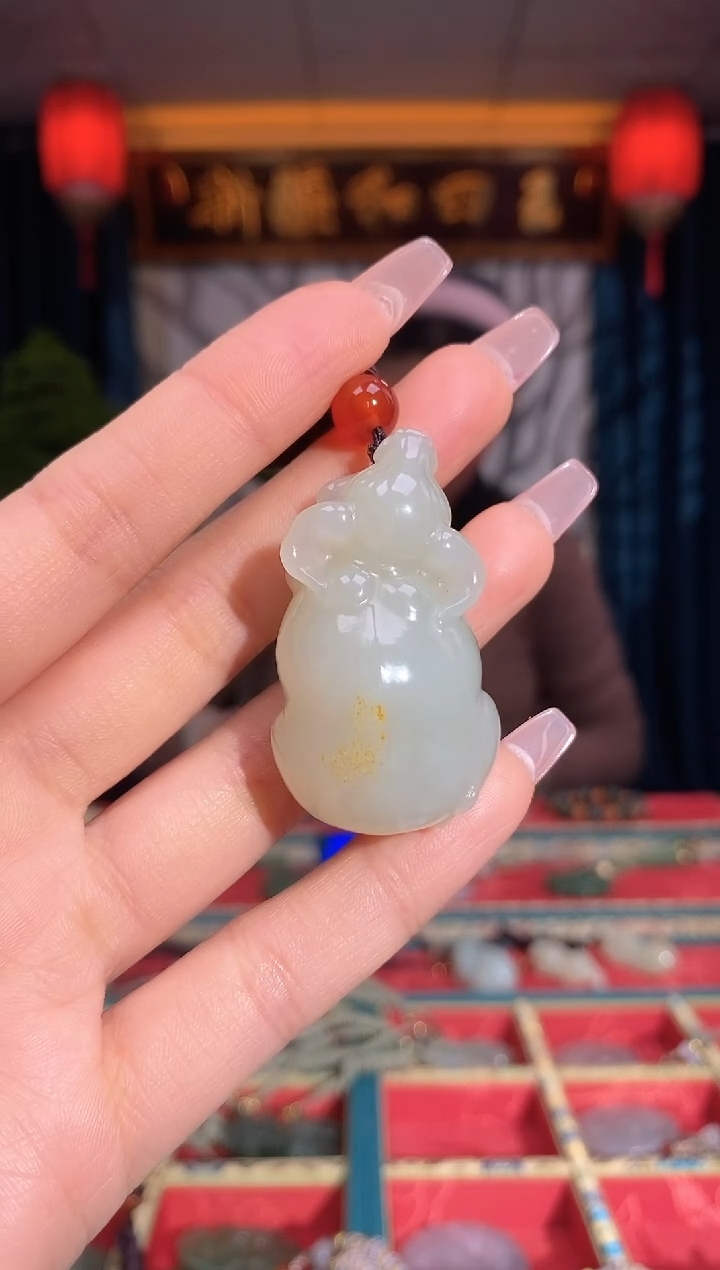 【闪购商品】和田玉颈饰未镶嵌牛