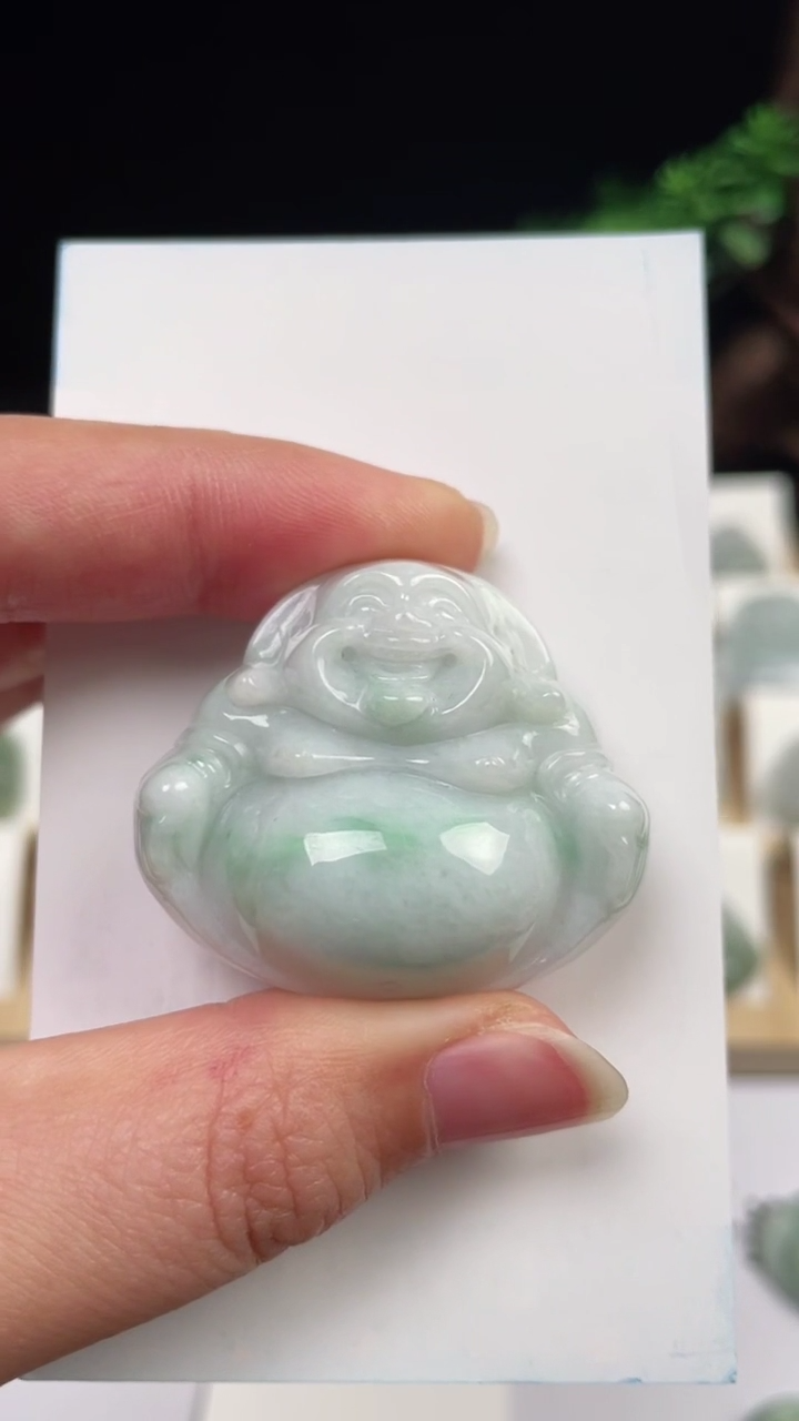 【闪购商品】翡翠颈饰未镶嵌佛公