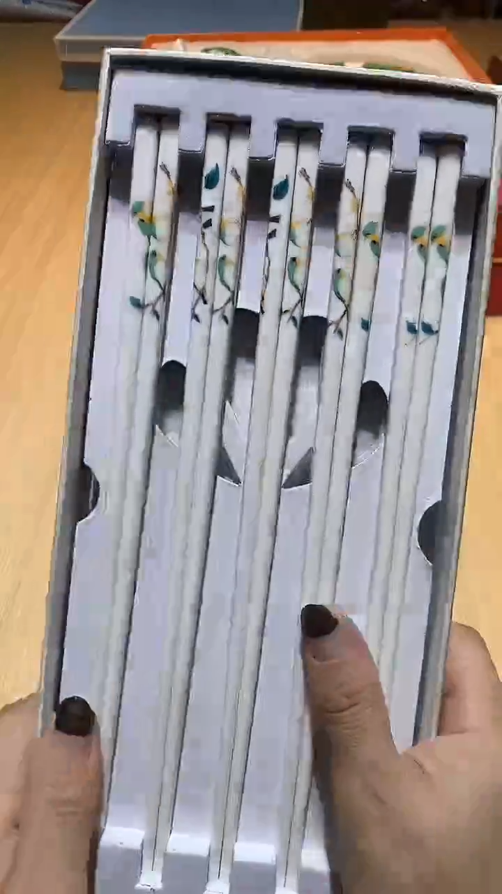 【闪购商品】瓷片锅碗瓢盆一件不剩